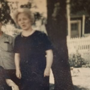 Meet your Posher, Beth